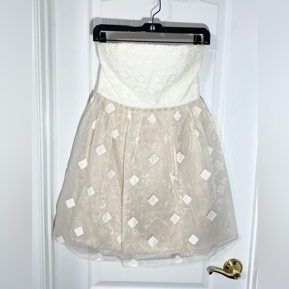 NWT Minuet Lace & Diamond Embroidered Organza Strapless Dress Cream Champagne M
